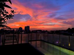 robin-residences photo thumbnail #9